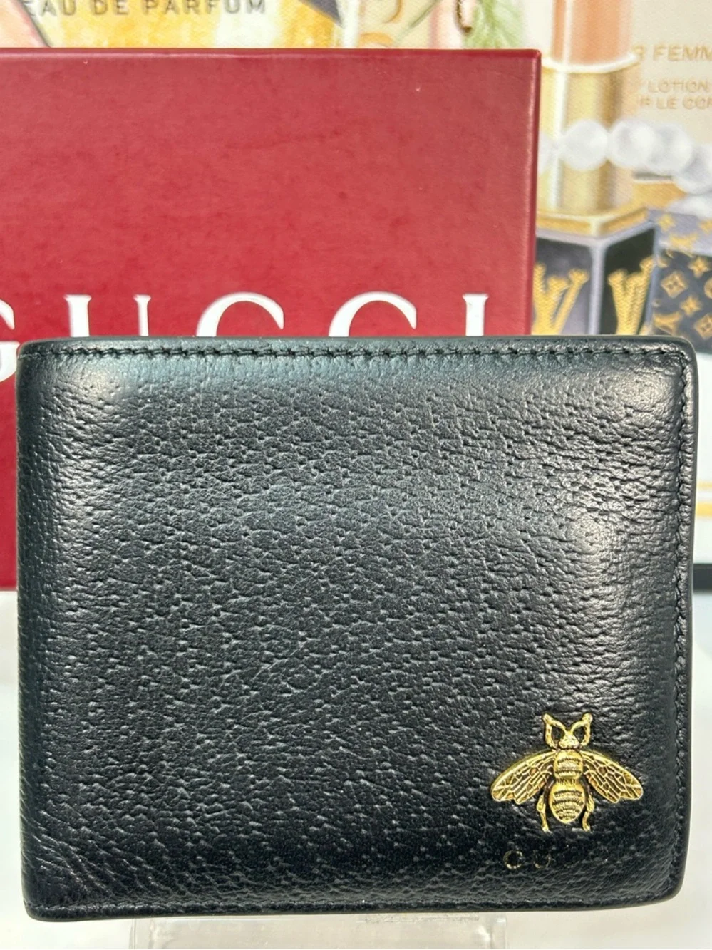 Gucci pre owned